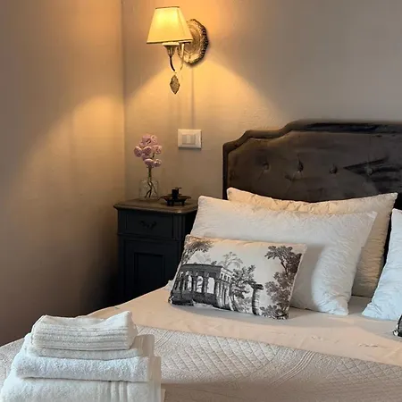 Homestay Podere Raparello Castel del Bosco (Pisa)